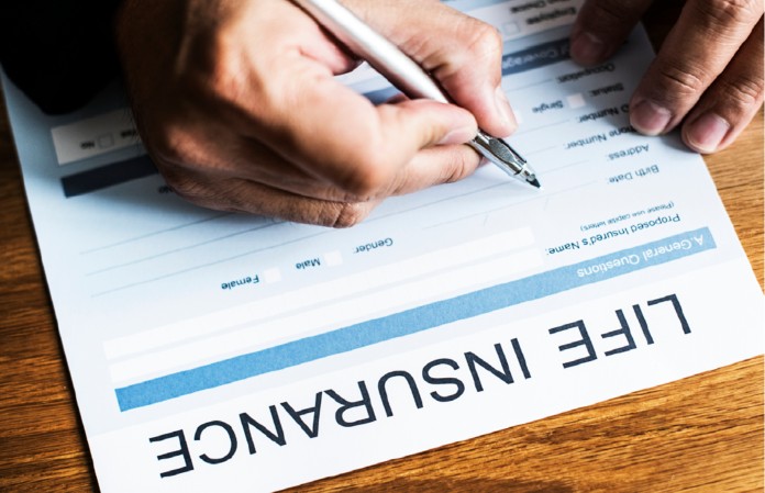 NEW JERSEY APPELLATE COURT REFUSES
TO ENFORCE AN ARBITRATION PROVISION IN
EMPLOYMENT AGREEMENT NEW JERSEY APPELLATE COURT REFUSES TO ENFORCE AN ARBITRATION PROVISION IN EMPLOYMENT AGREEMENT