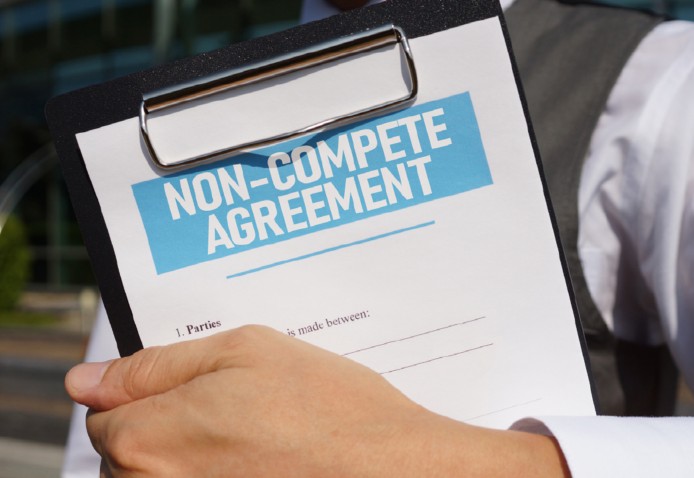 Healthcare Law Update - 2025 year In Review - FTC Scrutinizes Healthcare Noncompete Agreements - Brach Eichler